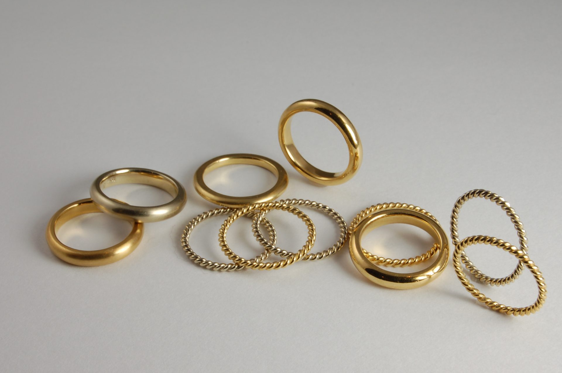 Twist and Round Band Rings